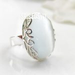 Ювелірні прикраси з каменем улексит срібний перстень жіночий